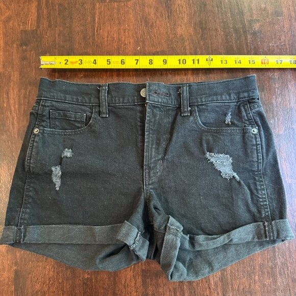 Old Navy Boyfriend Short Women Size 4 - Picture 1 of 3
